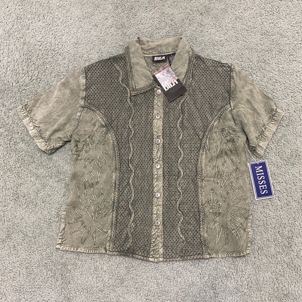 NEW Bila embroidered rayon button up boho hippie shirt women’s medium